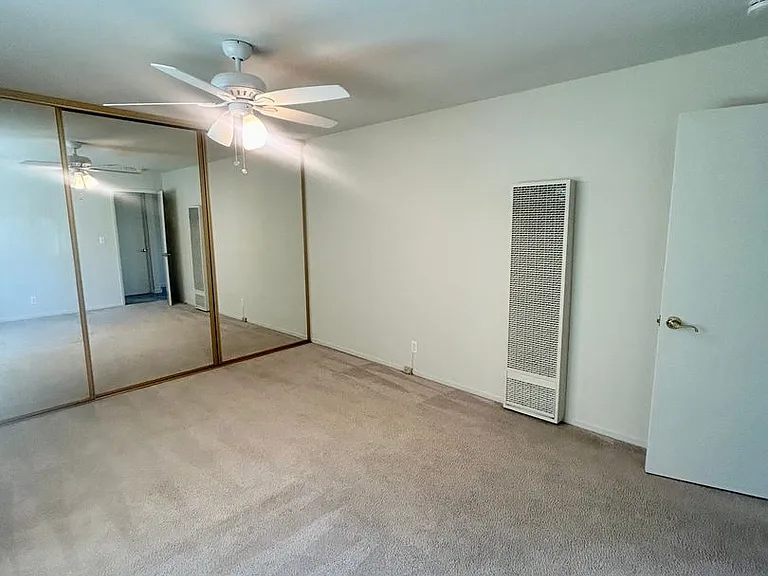 Dry Creek Apartments — Photo 7