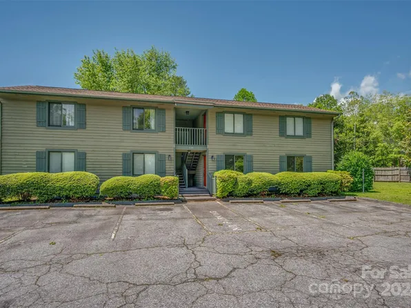 320 Huff St #1B, Hendersonville, NC 28739