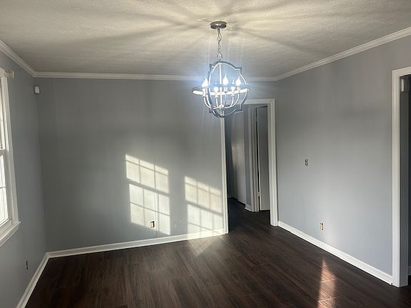 4th image of 8067 Regency Dr