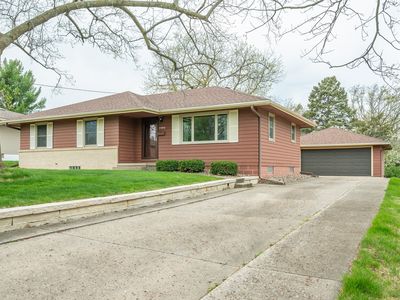 3908 75th St, Urbandale, IA, 50322