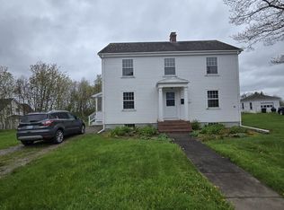 22 Summer St, Lubec, ME 04652