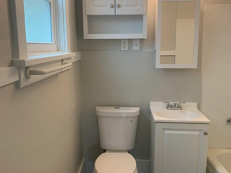 419 Carothers Ave #1 — Photo 17