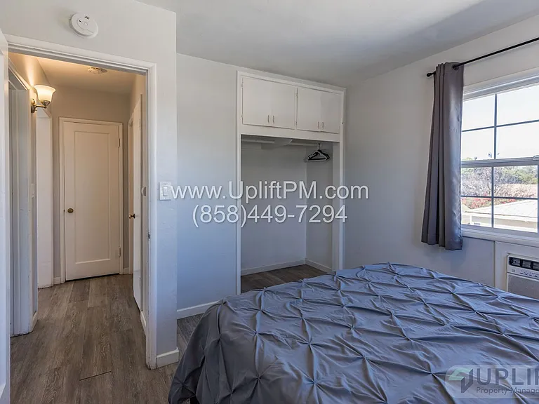4831 Castle Ave — Photo 19
