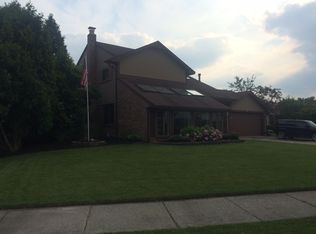 15980 Swathmore Ln, Livonia, MI 48154
