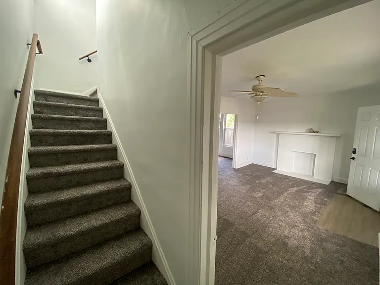 825 Fairview Ave — Photo 7