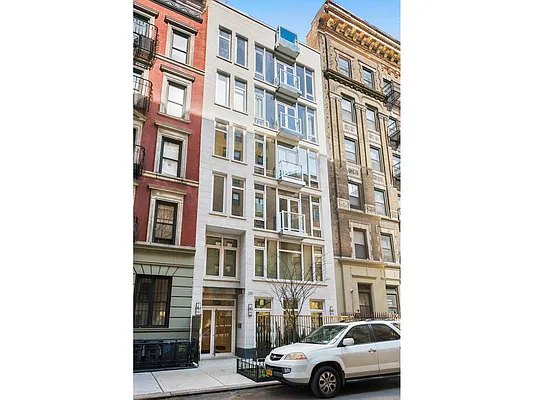 Rented by SPORN GROUP LLC | media 9