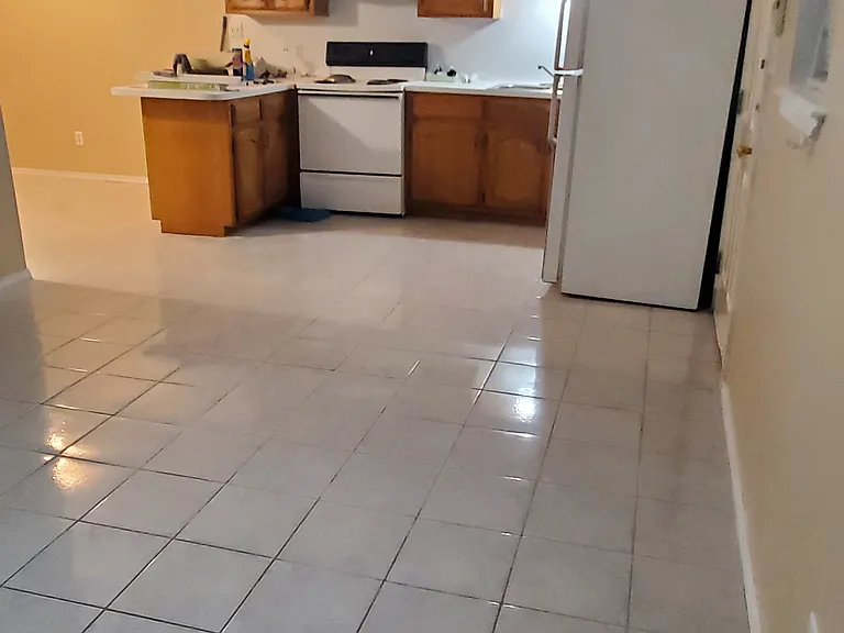 1800 Oasis Dr #102 — Photo 4
