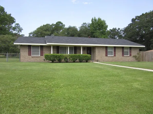 1006 Crestline Dr, Dothan, AL 36301