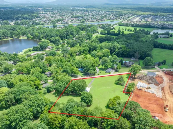 1922 Old Big Cove Rd, Owens Cross Roads, AL 35763