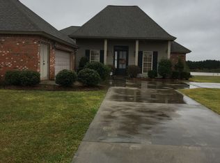 5739 Waterside Dr, Lake Charles, LA 70607