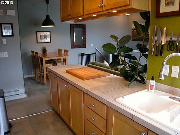 5th image of 15110 SW Mallard Dr Unit 201