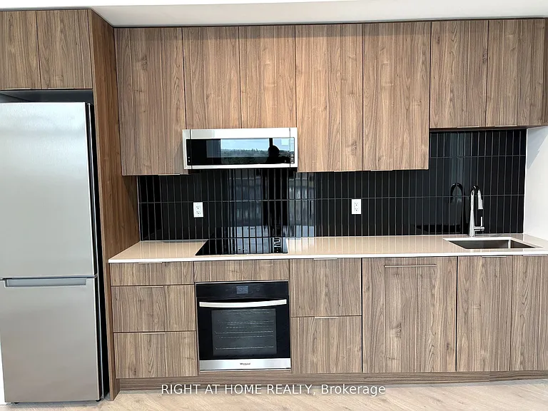 2501 Saw Whet Blvd S #648 — Photo 8