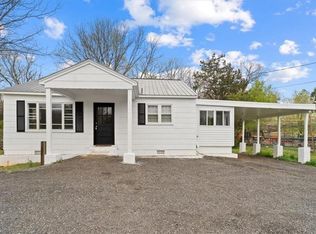 2034 Old Farmer Rd, Asheboro, NC 27205