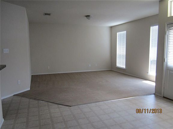 5th image of 7440 Sunray Dr