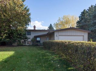 1202 Willow Ln, Cody, WY 82414