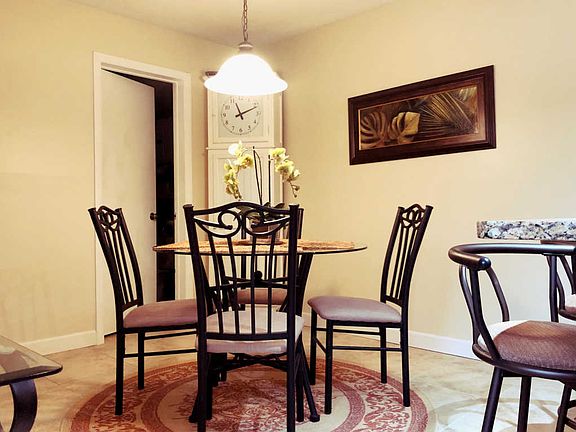 4th image of 1710 Forest Lakes Cir APT A