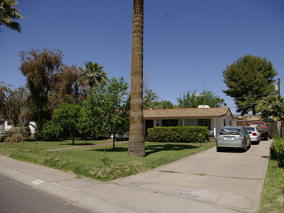 view from driveway