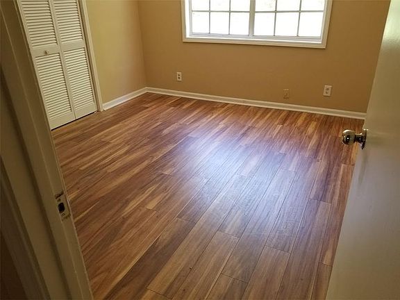 5th image of 601 Elmwood St APT 1