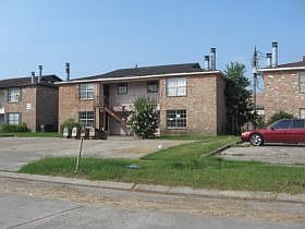 2nd image of 8522 Rush Ave APT B