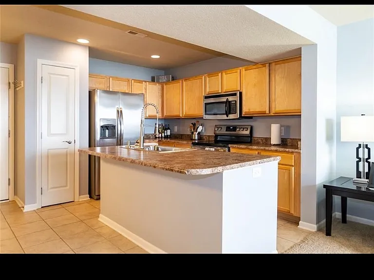 10038 Agate Ln — Photo 8