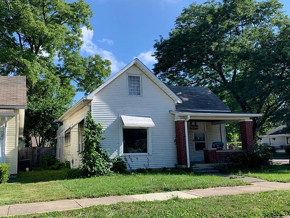 3rd image of 226 E Lincoln St