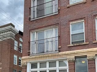 964 E 62nd St #1, Chicago, IL 60637
