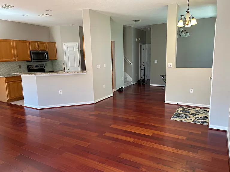 5147 6th Way N — Photo 4