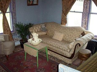 81 Bushnell Ave, Catskill, NY 12414