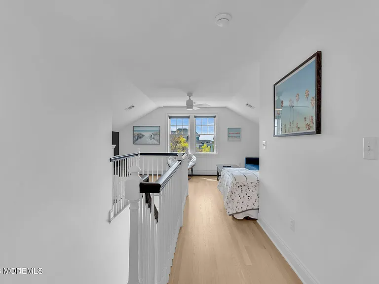 112 Sylvania Ave — Photo 50