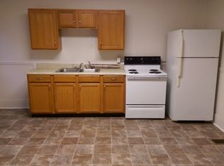 937 N Monroe St APT 1, Lapeer, MI 48446