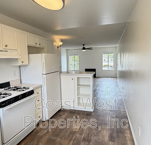 3539 Roosevelt St #E — Photo 14
