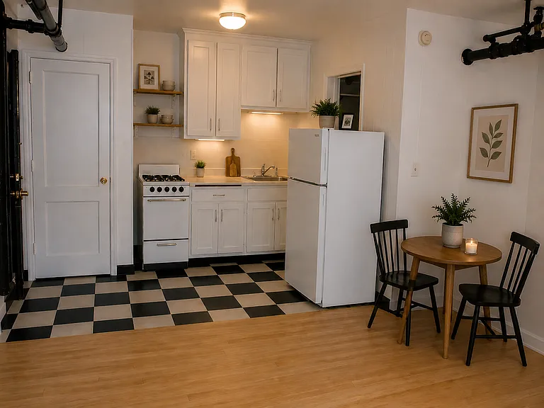 516 University Ave SE #B2 — Photo 3