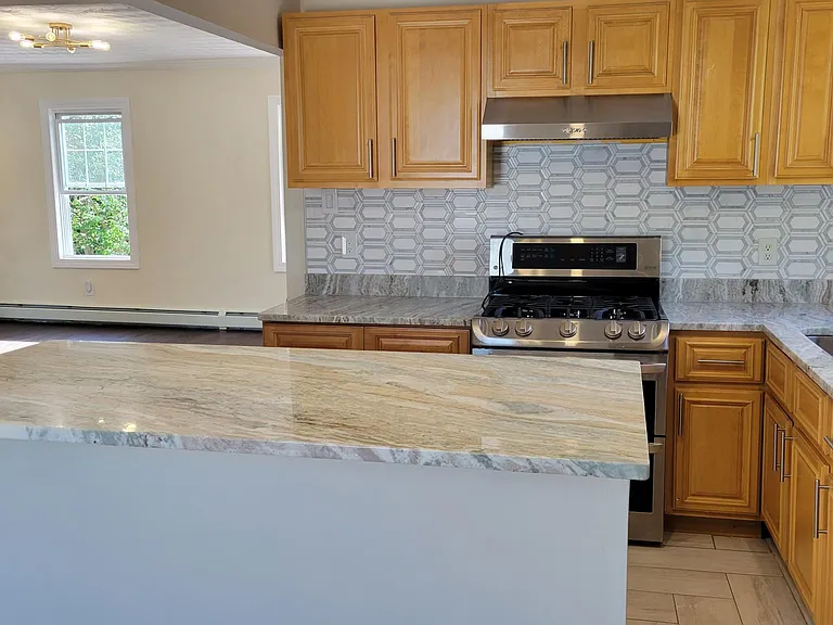 33 Paisley St #3 — Photo 12