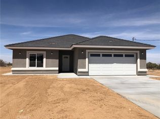 8560 Mesa Rd, Phelan, CA 92371