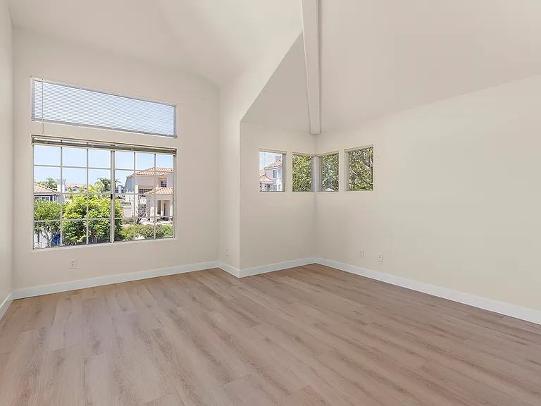 12295 Picrus St — Photo 30