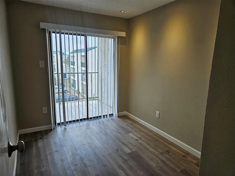 2816 S Bartell Dr #33 — Photo 7