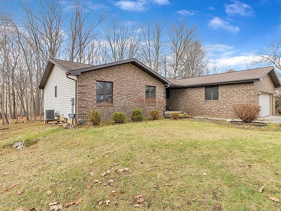 3rd image of 12703 Oneida Woods Trl