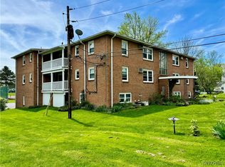 6321 W Quaker St APT 9, Orchard Park, NY 14127