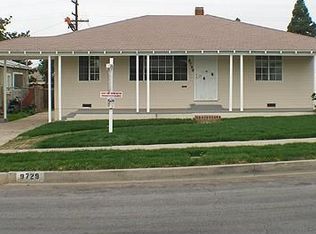 9729 S 8th Ave, Inglewood, CA 90305
