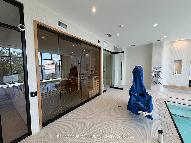 185 Dunlop St E #303 — Photo 22
