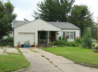 1960 S Roanoke Dr, Wichita, KS 67218