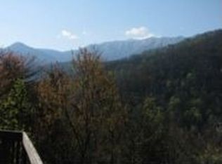 330 Tower Rd, Gatlinburg, TN 37738