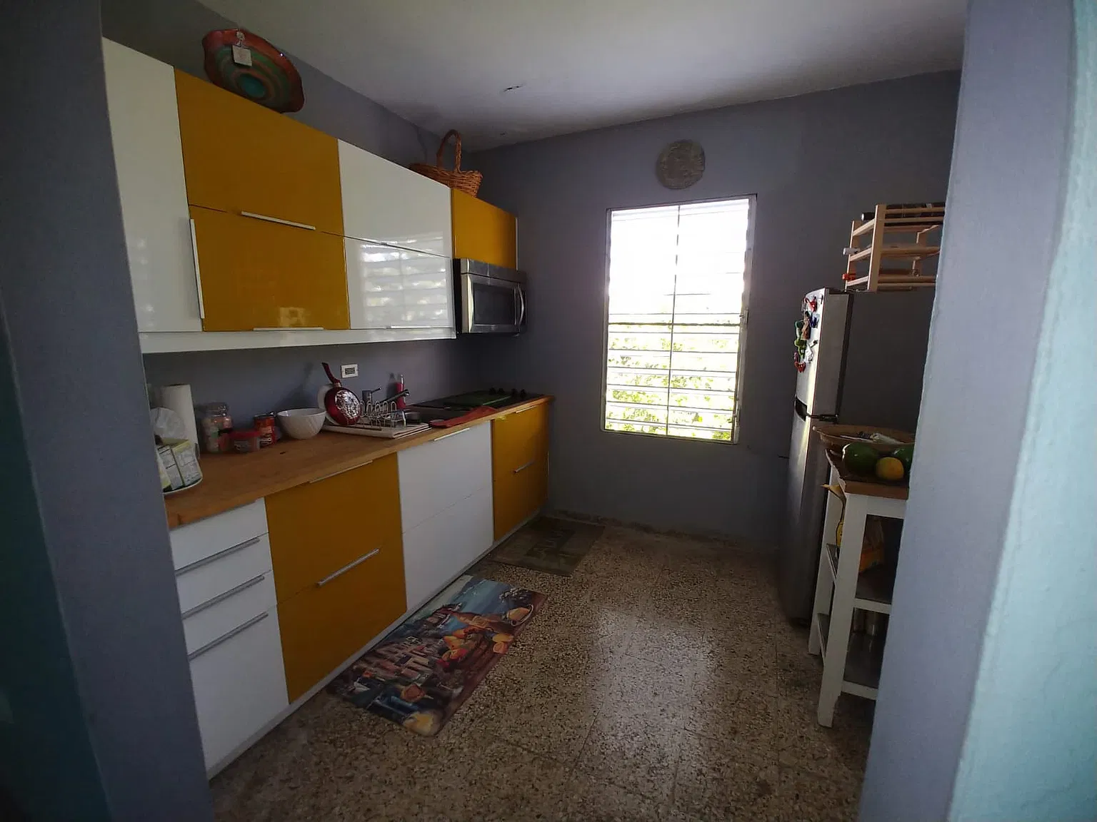 2 bed, $1,200 — Photo 2