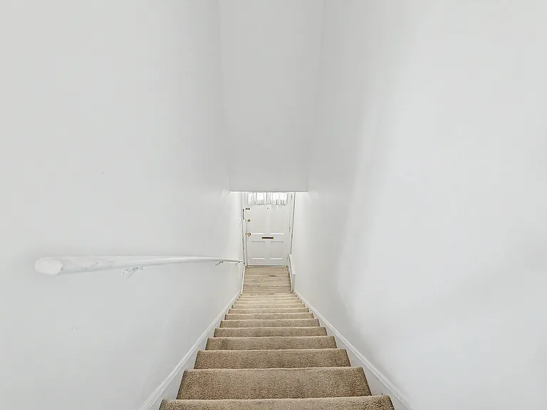 30 N Coolidge Ave #B — Photo 5