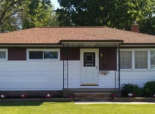 191 Saint Lawrence Blvd, Eastlake, OH 44095