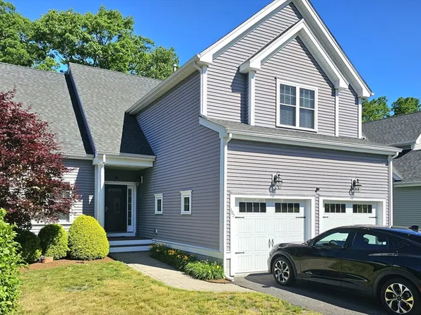 107 Winterberry Ln, North Easton, MA 02356
