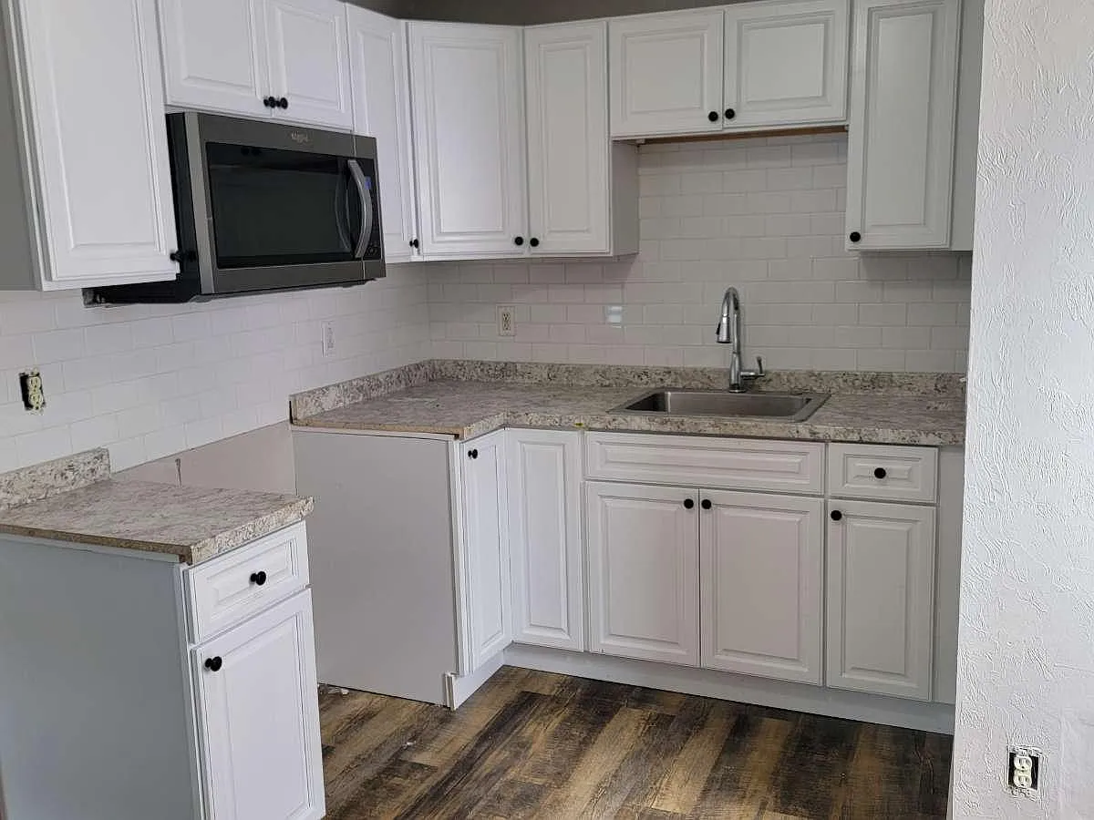 142 Fountain St — Photo 3