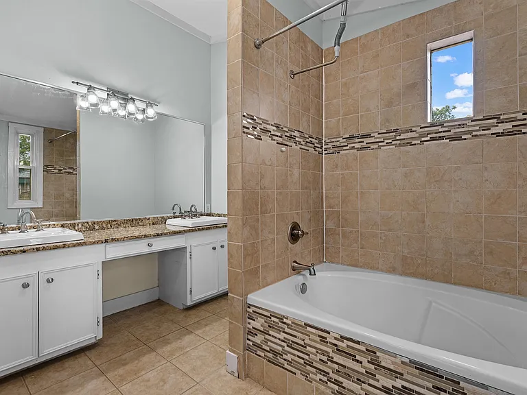 720 Cecile Pl — Photo 19