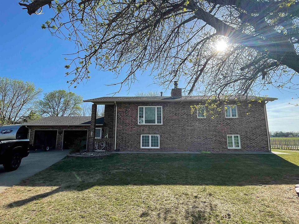1st image of 2720 Maris Ln