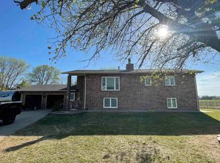 2720 Maris Ln, North Platte, NE 69101